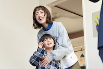 松本まりか“詩織”「調べてみるね、あなたの違和感の正体」横山裕“道彦”が担当する殺人事件の真相解明に科学で挑む＜元科捜研の主婦＞