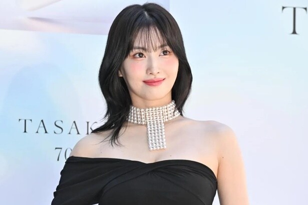 TWICE・モモ、ウサギの着ぐるみを被ったキュートな姿に「かわい過ぎる」「MISAMO最強すぎ!!」の声