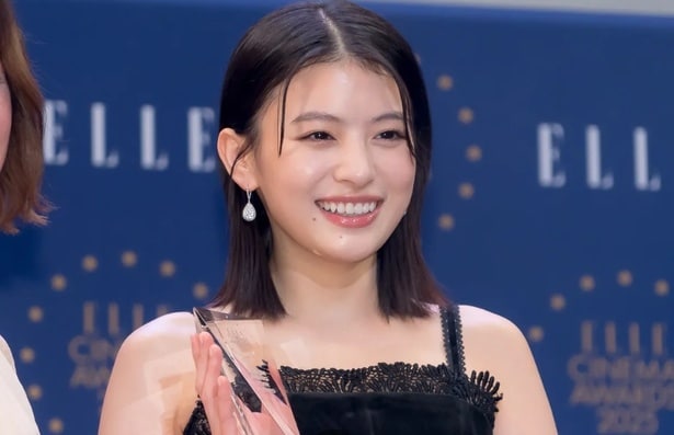 出口夏希が自身のInstagramを更新した