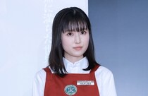 福本莉子、ほほ笑ましいカンフーポーズ披露のオフショットに「かわいい」の声＜ラムネモンキー＞