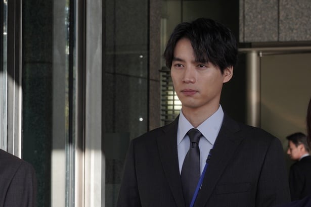 今泉(福士蒼汰)、隠ぺいを図る警察組織に抗う姿