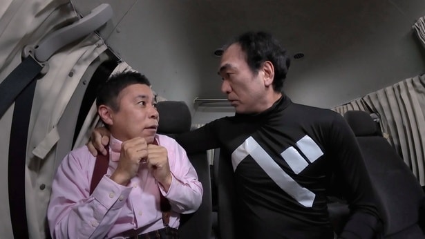 岡村隆史、パルクールで難技クリアも「足いったかもしれん…」入校初日の大けがで企画頓挫の危機＜めちゃ×2メチャってるッ！＞