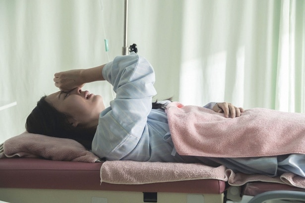 望まない妊娠…内田理央“千春”がクズ上司に中絶費を要求　中絶後、涙を流す千春に「切なすぎる」「不幸すぎ」の声＜略奪奪婚＞