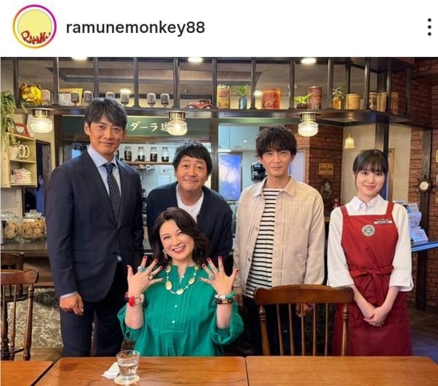 【写真】反町隆史&大森南朋&津田健次郎のイケオジ3人に囲まれる島崎和歌子