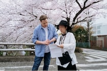 ブレンダン・フレーザー主演映画「レンタル・ファミリー」撮影裏と長期の日本滞在での思い出が詰まったメーキング画像公開