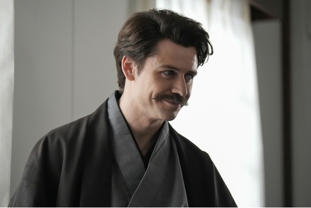 ヘブン(トミー・バストウ)、悩む錦織(吉沢亮)に温かいエールを送る