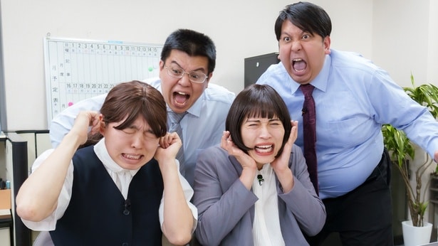 【コント】パワハラ上司に復讐する女たち