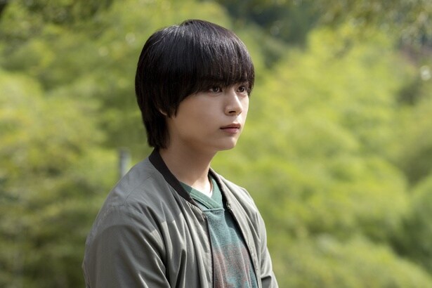 ロン(大西流星)は美容系インフルエンサー・えぐちよ(山下リオ)に自分らしい言葉を伝える