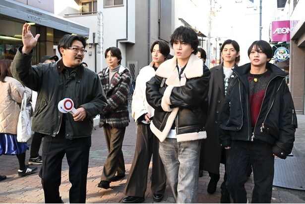 新企画『timeleszのイチカバチカ』でボケの千本ノックに挑戦「こんちくわ」「かき揚げ？カツアゲ？」 ＜timeleszファミリア＞