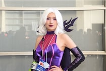 原作メインアーティストも絶賛「ドクター・ストレンジ」コスプレ「衣装の素材＆メークにこだわり」＜東京コミコン2025＞