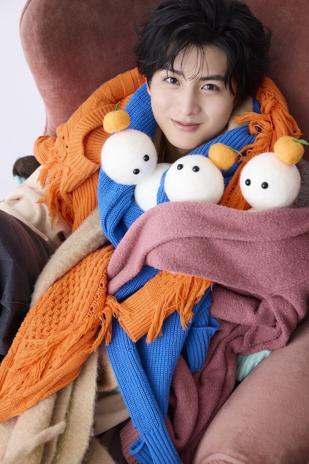 雪だるまを抱えて