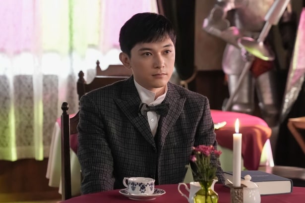 錦織(吉沢亮)は庄田(濱正悟)と久々に再会する