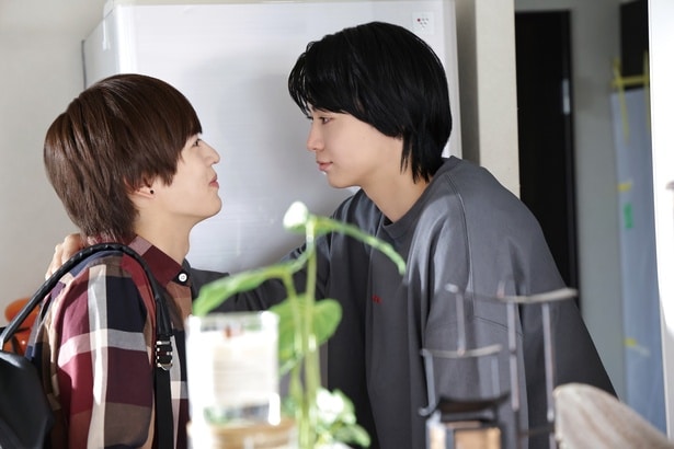 溺愛BL「コスラバ2」豊田裕大“斗真”の独占欲まる出しな奥野壮“棗”へのキスにキュンキュン「心臓に悪い…」と視聴者沸く