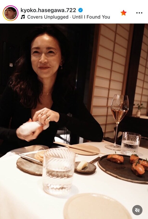 【写真】 京都の隠れ家で舌鼓…長谷川京子、“オフ感”満載で料理を楽しむエレガントな姿