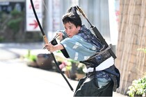 真田十勇士・三河悠冴“小助”、松田龍平“洋輔”がタイムマシンを作る間の変貌にくぎ付け＜探偵さん、リュック開いてますよ＞