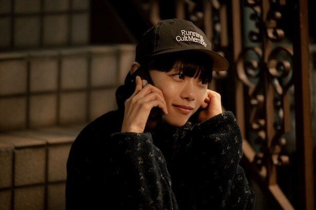 杉咲花“文菜”が内堀太郎“山田”との電話で笑顔を見せた姿に「うれしいの伝わってくる」と反響<冬のなんかさ、春のなんかね>