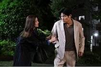 鈴木亮平“早瀬”を震撼させた黒木メイサ“麻友”の予測不可能な行動と鋭さ＜リブート＞