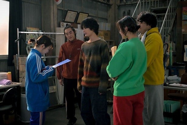 個性豊かなメンバーが集まった劇団「アルバトロス」