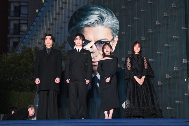 映画「教場 Requiem」カーペットアライバル&完成披露舞台あいさつより