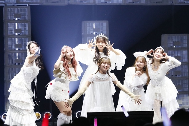 森脇梨々夏、立野沙紀、二瓶有加、福留光帆、風吹ケイ、みりちゃむによるDRAW ME