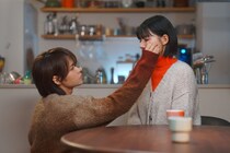 石井杏奈“ハル”は上田竜也“王子”秘めた思いを伝える…そんな中、佐津川愛美“冬実”に不倫記事が出るというメッセージが届く＜聖ラブサバイバーズ＞