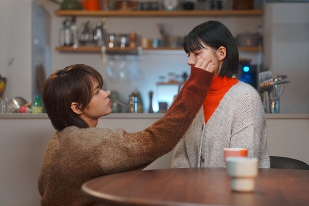 石井杏奈“ハル”は上田竜也“王子”秘めた思いを伝える…そんな中、佐津川愛美“冬実”に不倫記事が出るというメッセージが届く<聖ラブサバイバーズ>