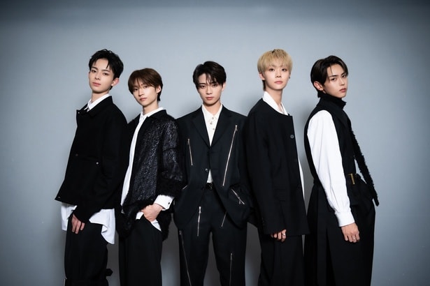 金曜ドラマ「DREAM STAGE」(TBS系)にて、ボーイズグループ・NAZEのライバルとなるTORINNER