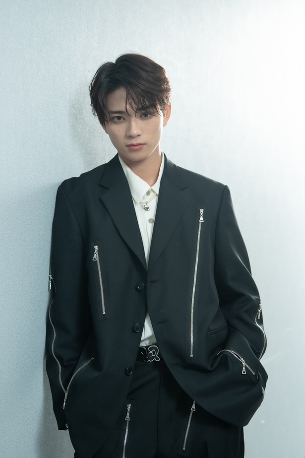 リョウ役の岩瀬洋志