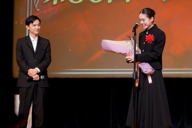 吉沢亮、高石あかり