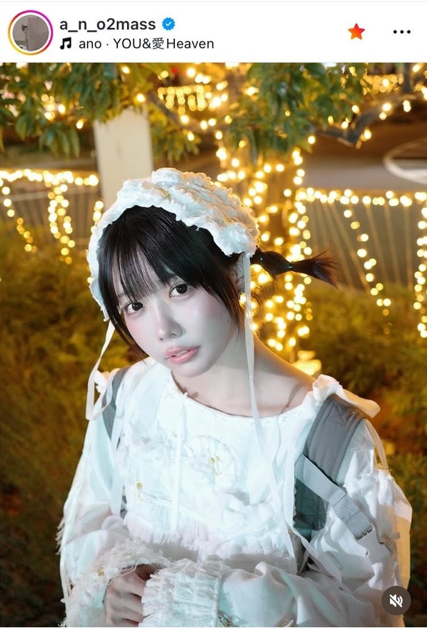 【写真】あの、ヘッドドレスとフリルの白ワンピコーデで“ロリータ系ファッション”を披露