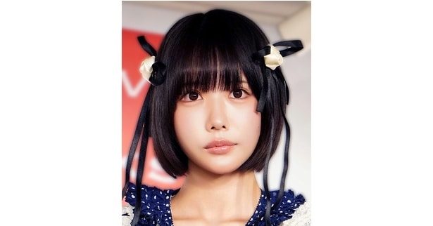 “ロリータ系ファッション”全開…あの、ヘッドドレスとフリルの白ワンピコーデに多数の「いいね！」