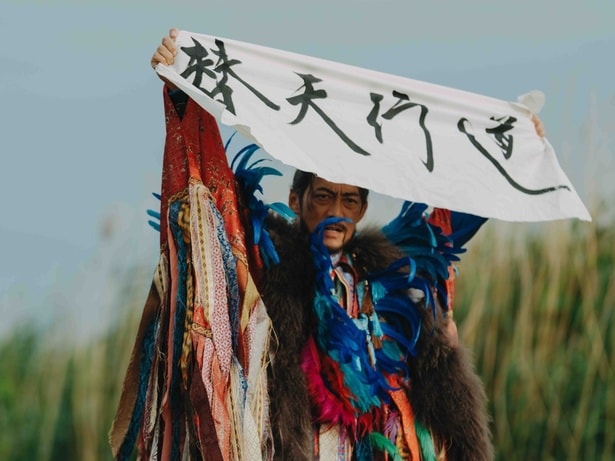 梁山泊の頭領として替天行道の旗を掲げる晁蓋