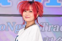 RaMu、最新トレカは「案外ギリギリいけた(笑)」かわいさ全開の一方で“大人っぽさ”にも手応え