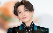 八木勇征、金髪王子様ビジュオフショットに「美しすぎる」絶賛の声続出＜推しが上司になりまして＞