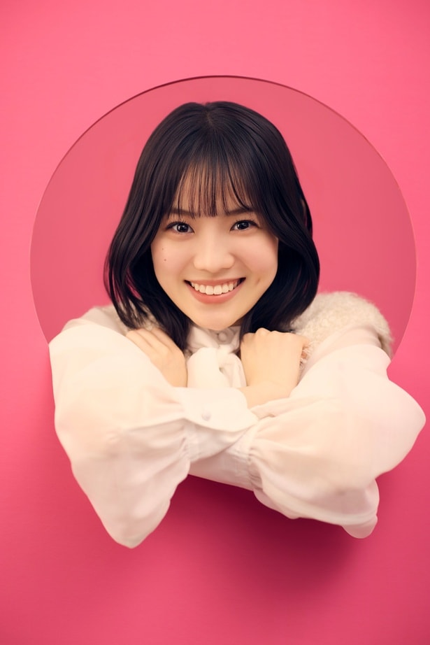 志田こはくは、自分が「攻める側」と気付く清楚な見た目のOL・梶谷美月を演じる