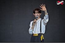 Snow Man・向井康二、亀梨和也からの呼び掛けに「何か一緒にやりましょうか？」…「THAI JAPAN RELATIONSHIP AWARD」授賞式に登壇＜Dating Game＞