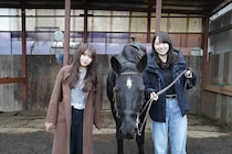乃木坂46賀喜遥香＆森平麗心、初めての“流鏑馬体験”「江戸時代とか行ったら無双できるかも」＜乃木坂、逃避行。SEASON4＞