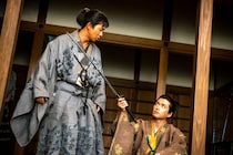 仲野太賀“小一郎”は池松壮亮“藤吉郎”を救うべく、松尾諭“大沢”の無実の証明に奔走する＜豊臣兄弟！＞