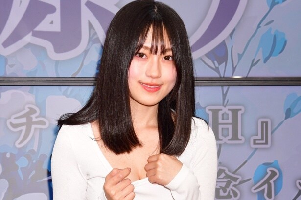 藤原ナミがDVD発売記念イベントを開催