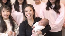 「30代でおばあちゃん」になった女性たちに密着　高2で妊娠、5年間で4人産んだママに長女「性欲強すぎる」＜愛のハイエナ5＞
