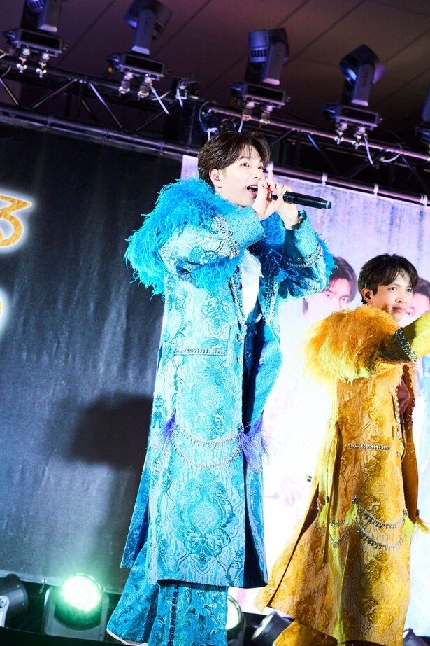 「爆裂愛してる / 好きすぎて滅！」リリース記念日フリーライブより　塩崎太智