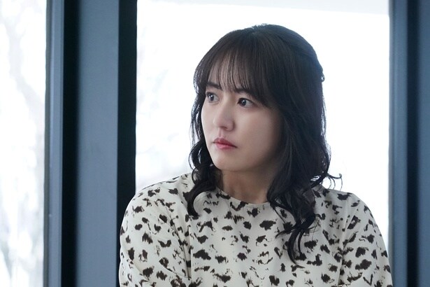 絵里香(磯山さやか)は病院で美羽(瀧本美織)に気持ちを打ち明ける