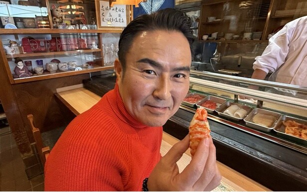 市川右團次、研究熱心な2代目大将が見せる“おもてなし”の心とひと工夫に感動「お酒が進んじゃう」＜今宵、町寿司で＞