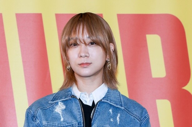 伊澤彩織、“憧れの人”佐藤健と2ショット撮影も「恥ずかし過ぎて目を合わせられなかった」
