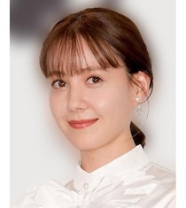 トリンドル玲奈「母になりました」第1子出産報告に「おめでとう」「本当にお疲れ様」と祝福の声相次ぐ