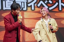 Snow Man佐久間大介、ゲーム対決で盛り上がるも椎名桔平から鋭い指摘「球技ダメだもんな」＜スペシャルズ＞