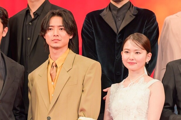 映画「ゴールデンカムイ 網走監獄襲撃」完成披露舞台あいさつ