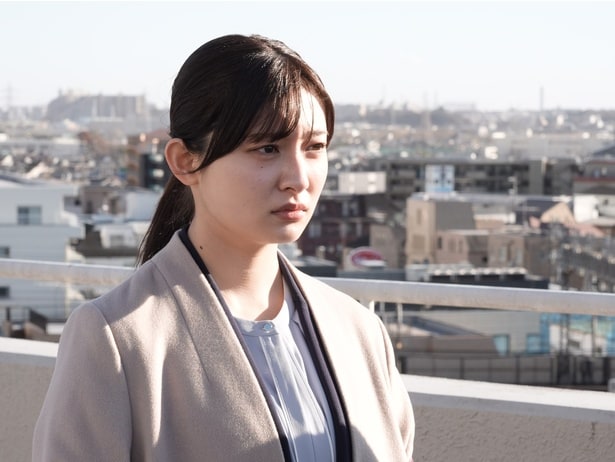 熊崎(吉川愛)は捜査一課の捜査会議で情報を掴む