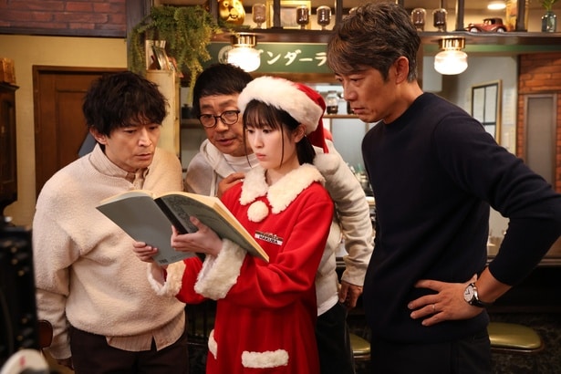 津田健次郎“紀介”によみがえったクリスマスの記憶　新たな記憶の旅で浮かび上がった人物＜ラムネモンキー＞