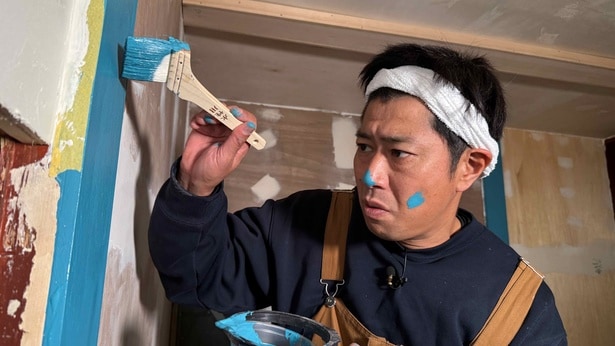 不慣れな作業にも真剣に取り組む尾形